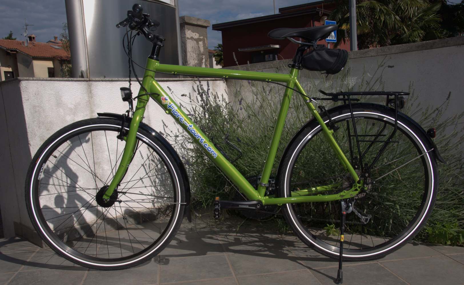 Custom built hybrid trekking bikes