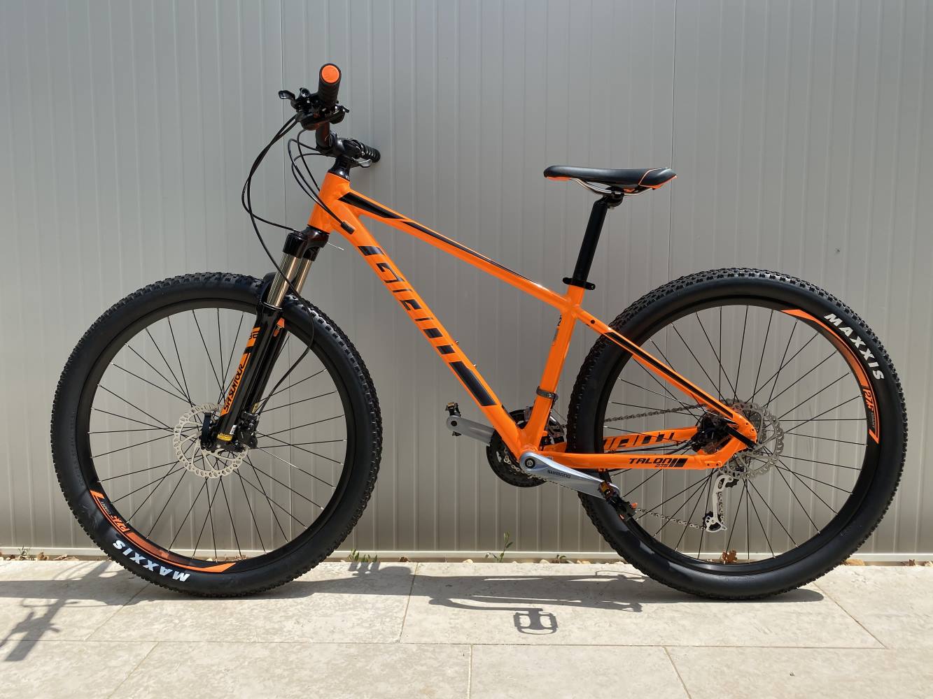 Hardail mountain bike Fiore Tours
